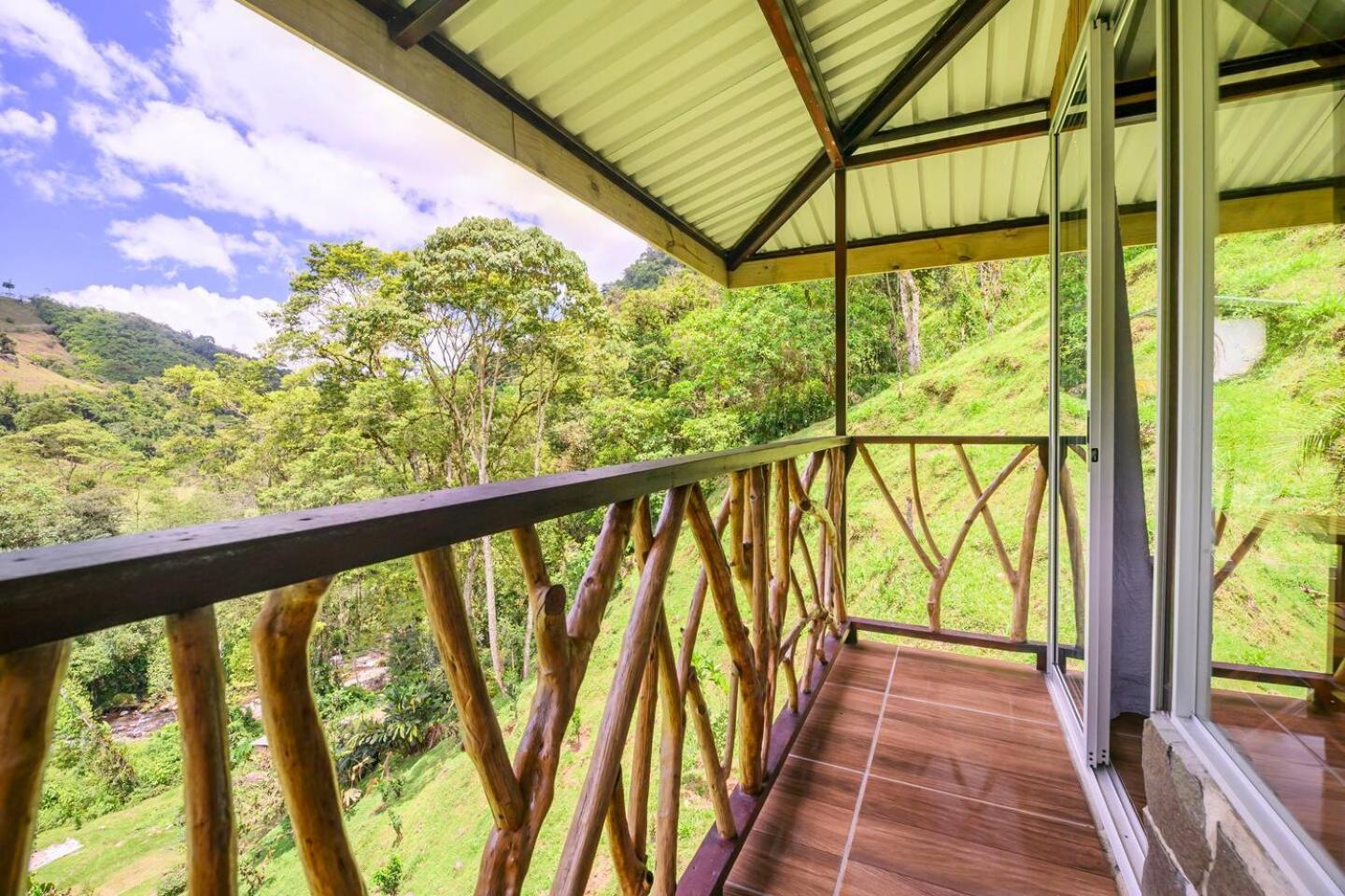 Hotel Rivel - Restaurant & Nature Retreat Turrialba Eksteriør bilde